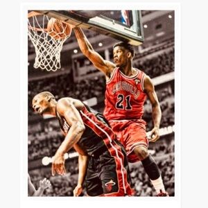 NEW! JIMMY BUTLER *BULLS DUNK💥ON CHRIS BOSH *HEAT 8.5x11 ULTRA GLOSSY POSTER!🤩